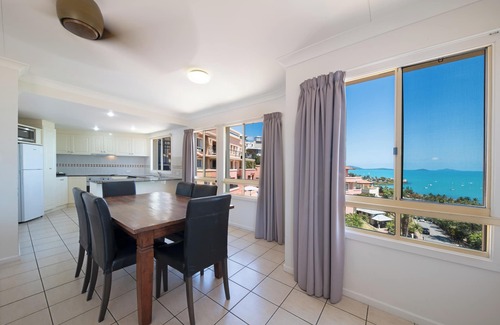 Airlie Beach Apartment | Martinique Whitsunday