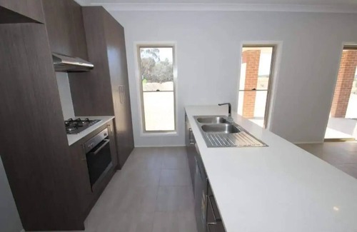 Marulan House | Marulan Rural Getaway - Work Yard