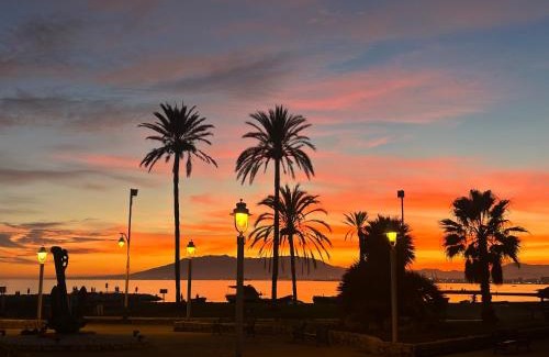 El Candado Apartment | Marvellous Malaga Mediterranean and Mountain Views