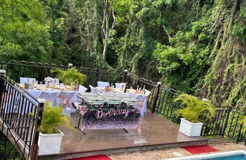Whitehouse Villa | Marvette Ocean view