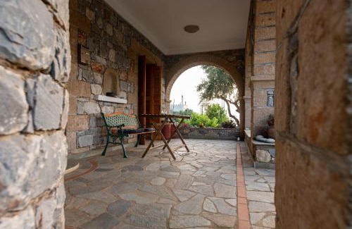 Kardamyli House | Mary stone house