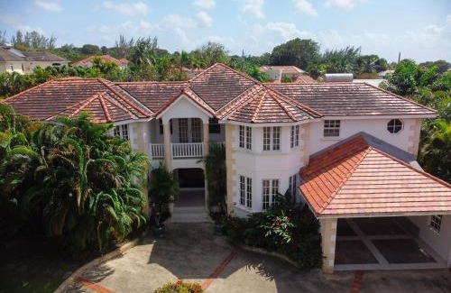 Paynes Bay Villa | Marzalea 4 bd Villa by ZenBreak