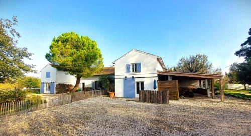 Arles Apartment | Mas Constantin