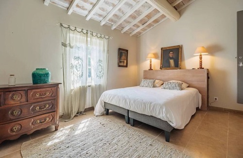 Graveson Other | Mas de caractère exceptionnel de 600m2 en Provence 12 personnes piscine au calme