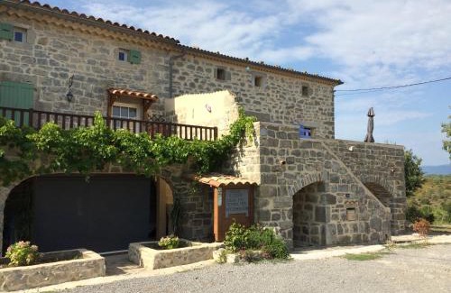 Joyeuse House | Mas de Guilhaumon côté hameau