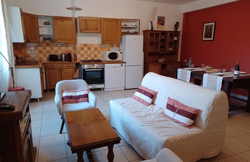 Joannas Other | Mas de la Borie, in the heart of the village of Joannas