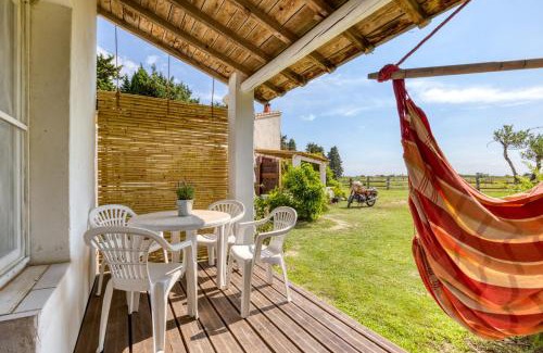 Saintes-Maries-de-la-Mer House | Mas des Cypres - Mazet 4