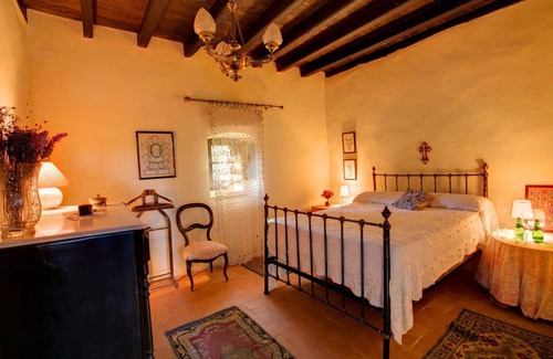 Corca Villa | Mas Mascaró - Four Bedroom Villa, Sleeps 8