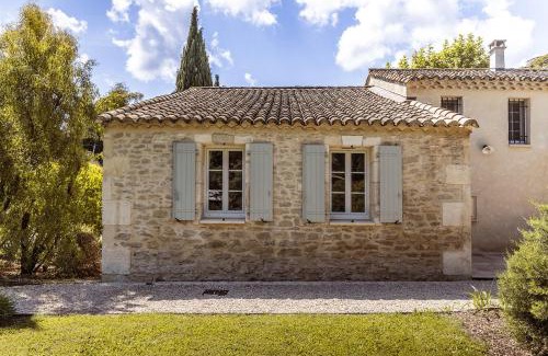 Mas-Blanc-des-Alpilles House | Mas Millésime - Gîtes Carignan - 4 pers - piscine privative - St Remy de Provence