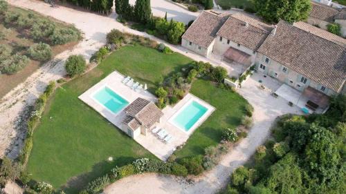 Mas-Blanc-des-Alpilles House | Mas Millésime - Gîtes Carignan - 4 pers - piscine privative - St Remy de Provence