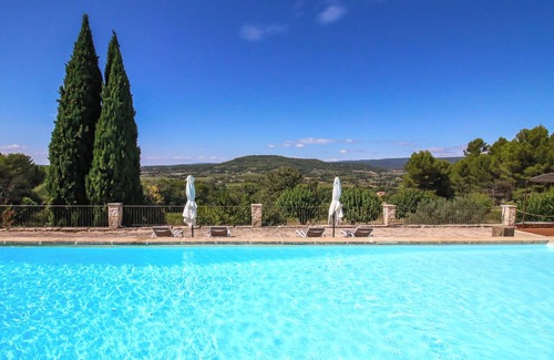 Villars House | Mas Provencal in the heart of Provence - up to 15 adults