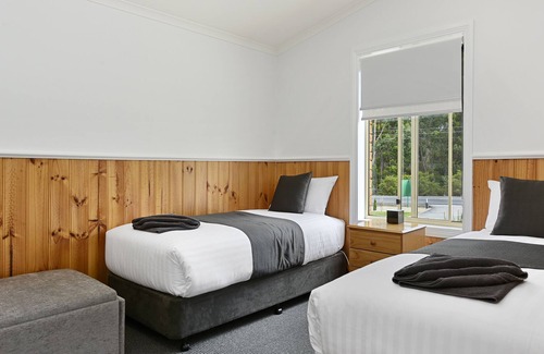 Taranna House | Mason's Cottages
