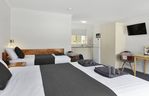 Taranna House | Mason's Cottages