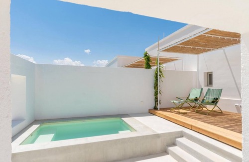 Fasano Apartment | Masseria Pensato Suite Ulivo With Privated Pool