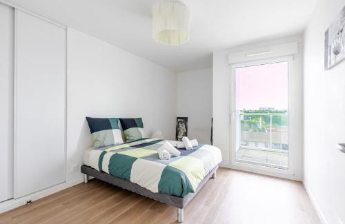 Quartier Atlantis Apartment | Massy Revy 10 min RER and TGV Idéal Paris and Orly