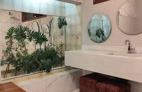 Rio Claro House | Master Suite - Residential Accommodation