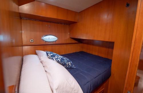 Poblats Maritims Boat Rental | Master&Commander