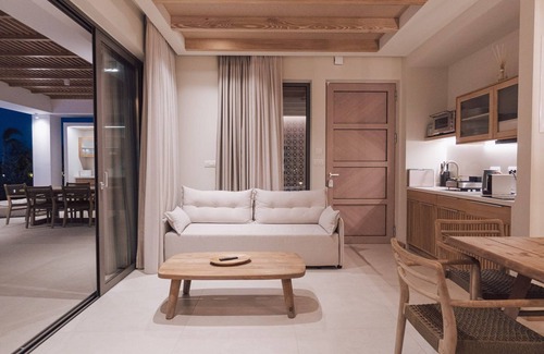 Tingaki Villa | Masterful Kos Villa | Villa Sturgis | 2 Bedrooms | Spacious Furnished Sun.