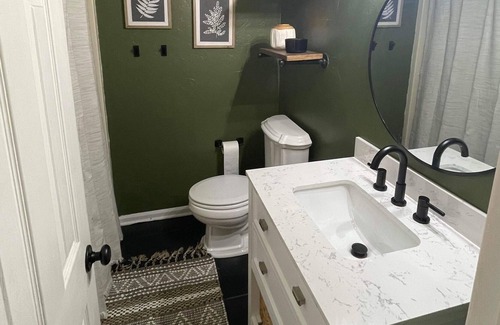 Martinez House | MASTERS RENTAL w/pool Beautiful cozy ranch home. 5 miles from Augusta Nationals.