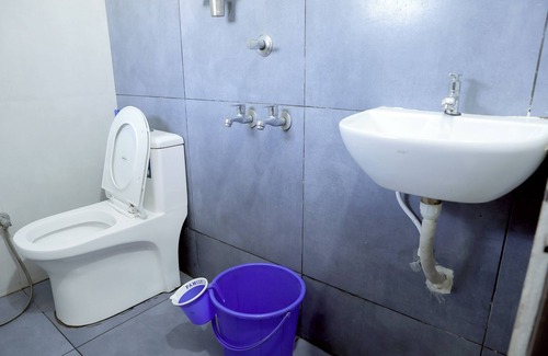 Thiruvananthapuram Hotel | MATHA TOURIST HOME