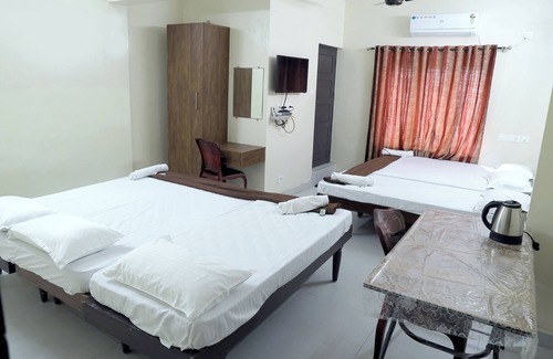 Thiruvananthapuram Hotel | MATHA TOURIST HOME