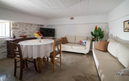 Kounavi Apartment | Matthew's cave
