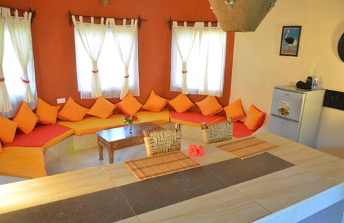 Mtongwe Apartment | Maweni Beach Cottages
