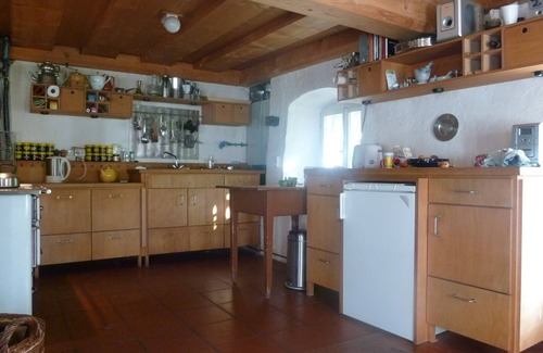 Barnau House | Maximum deceleration, detached house on a large plot