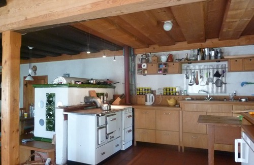 Barnau House | Maximum deceleration, detached house on a large plot