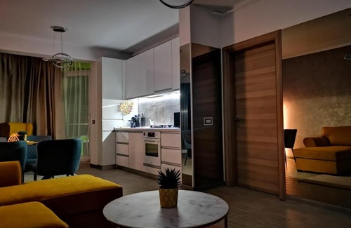 Mamaia-Sat Apartment | Maya Luxury Alezzi Beach Resort