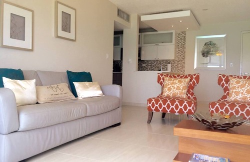 Isla Verde Apartment | MB15- Beachfront 1 Bedroom balcony-washer & dryer