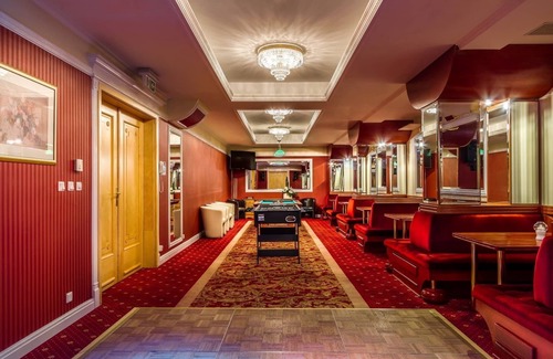 Ozarow Mazowiecki Hotel | MCC Mazurkas Conference Centre & Hotel