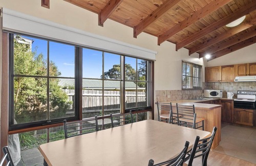 Anglesea House | Mcrorie Rest - Anglesea