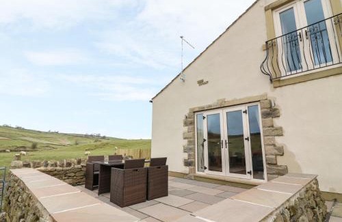 Cowling House | Meadow Cottage
