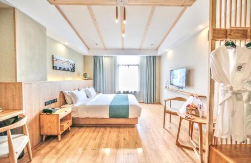 Jiaojiang Hotel | Meadow Lodge Hotel Taizhou