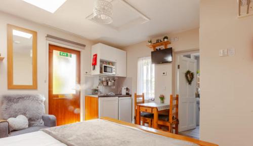 Rathdrum Apartment | Meadowbrook Studio