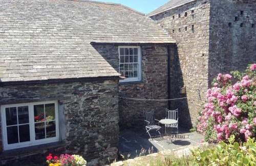 Trebarwith House | Meadwell