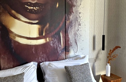 Saronno Hotel | MEALBA HOTEL Suite & Pool