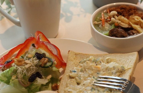 East District Bed & Breakfast | Meant to Be