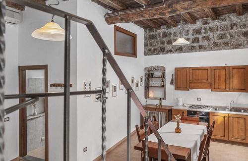 Viterbo House | Medieval House built in 1200 in the centre! FREE private parking