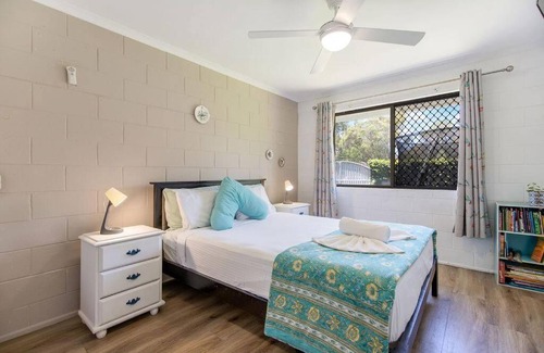 Mooloolaba House | Mediterranean Beach House- Pet Friendly Mooloolaba