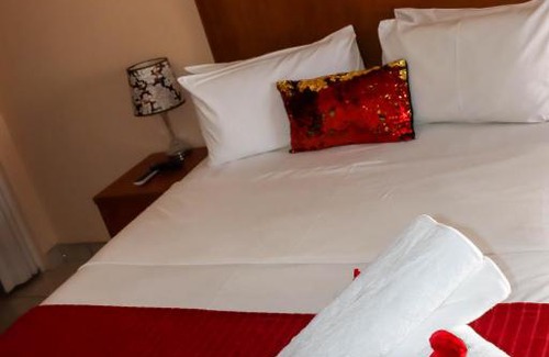 Nqutu Hotel | Meet Mekaar Resorts - Nquthu Hotel