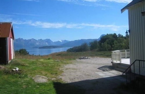 Meloy House | Meløy Naturopplevelser Tømmervik