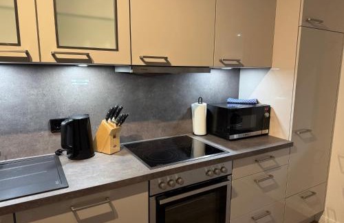 Burgerpark Apartment | MEL&BENS Modern Oak-Apartments für bis zu 12 Personen
