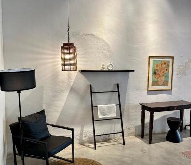 Downtown George Town House | Melayu Villa by Aayu - 8 mins walk to Armenian St