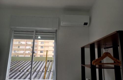 Embare Apartment | MELHOR LOCALIZAÇÃO DE SANTOS, LOFT, 200 MTS da PRAIA, WI-FI, AR CONDICIONADO