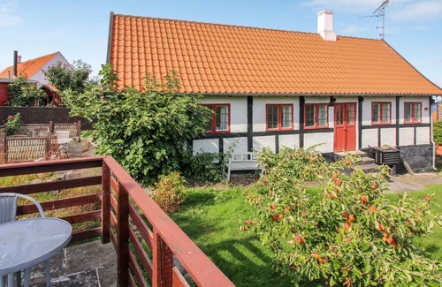 Listed House | "Melusine" - 200m from the sea by Interhome