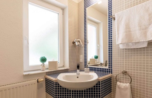 Bischofsheim an der Rhon Hotel | Memory 04 - Double room (approx. 25 m²) with balcony on the 1st floor