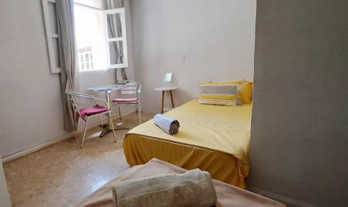 Praia House | Mendes Guesthouse - Former B&B In the heart of Praia