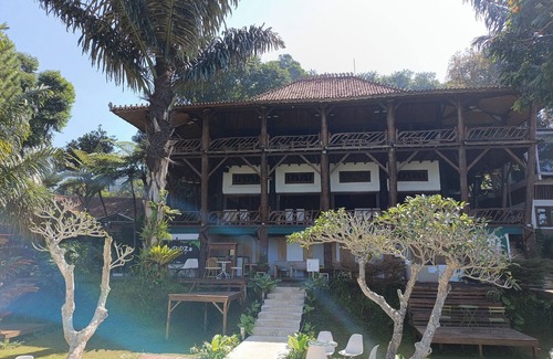 Balige Villa | Mendulang By Belza